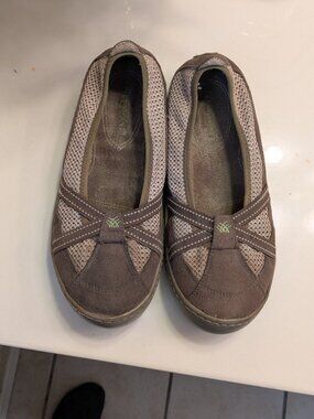 Terresoles Womans Echo Crossband Slip On Loafer Size 8